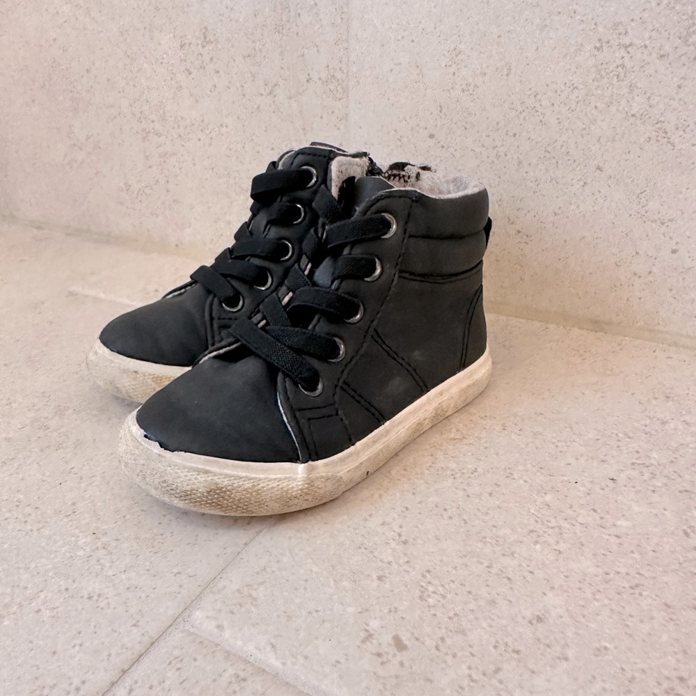 Boys black slip on boots with side zipper
